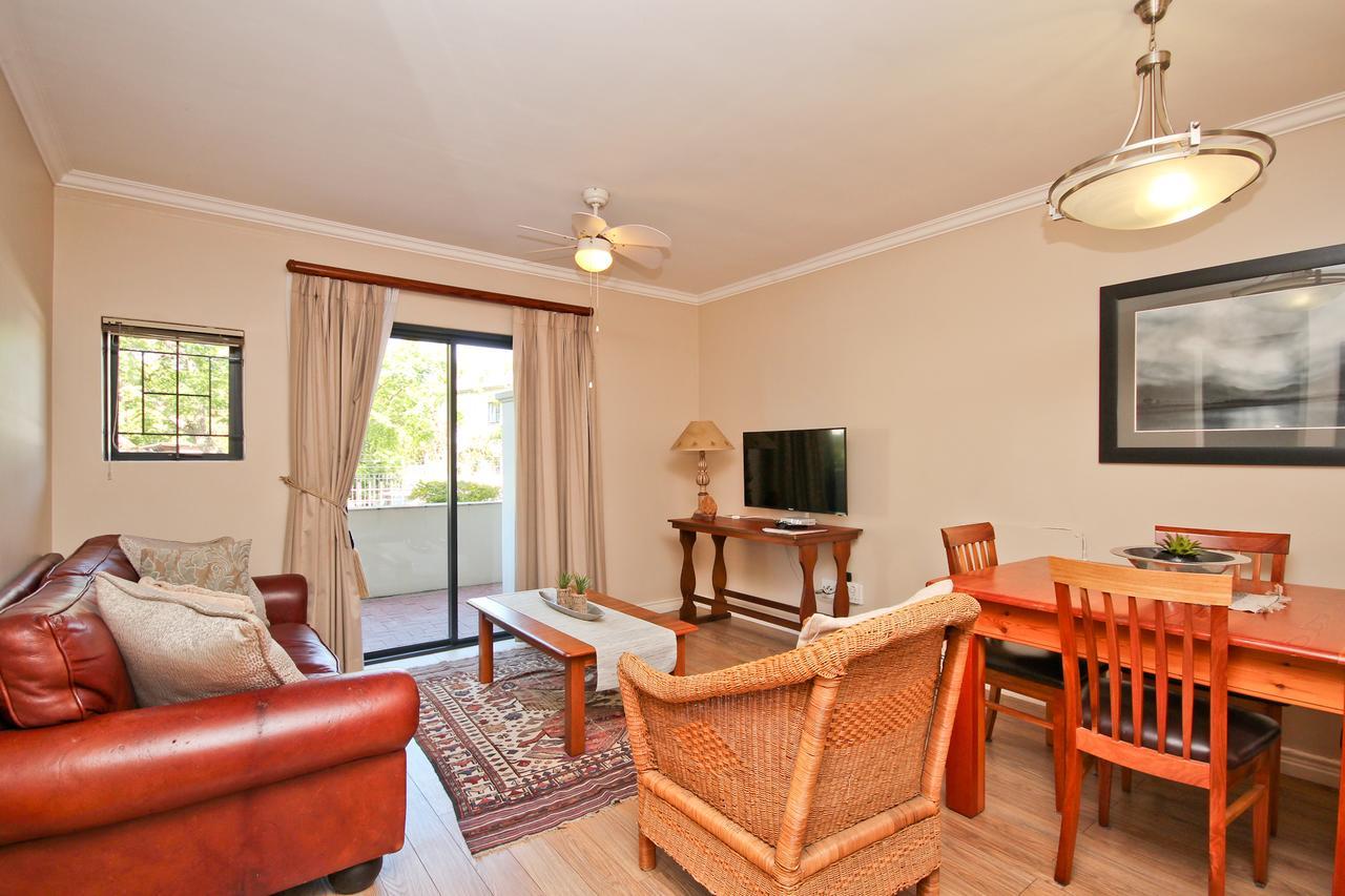 Vilaroux Stellenbosch Dış mekan fotoğraf