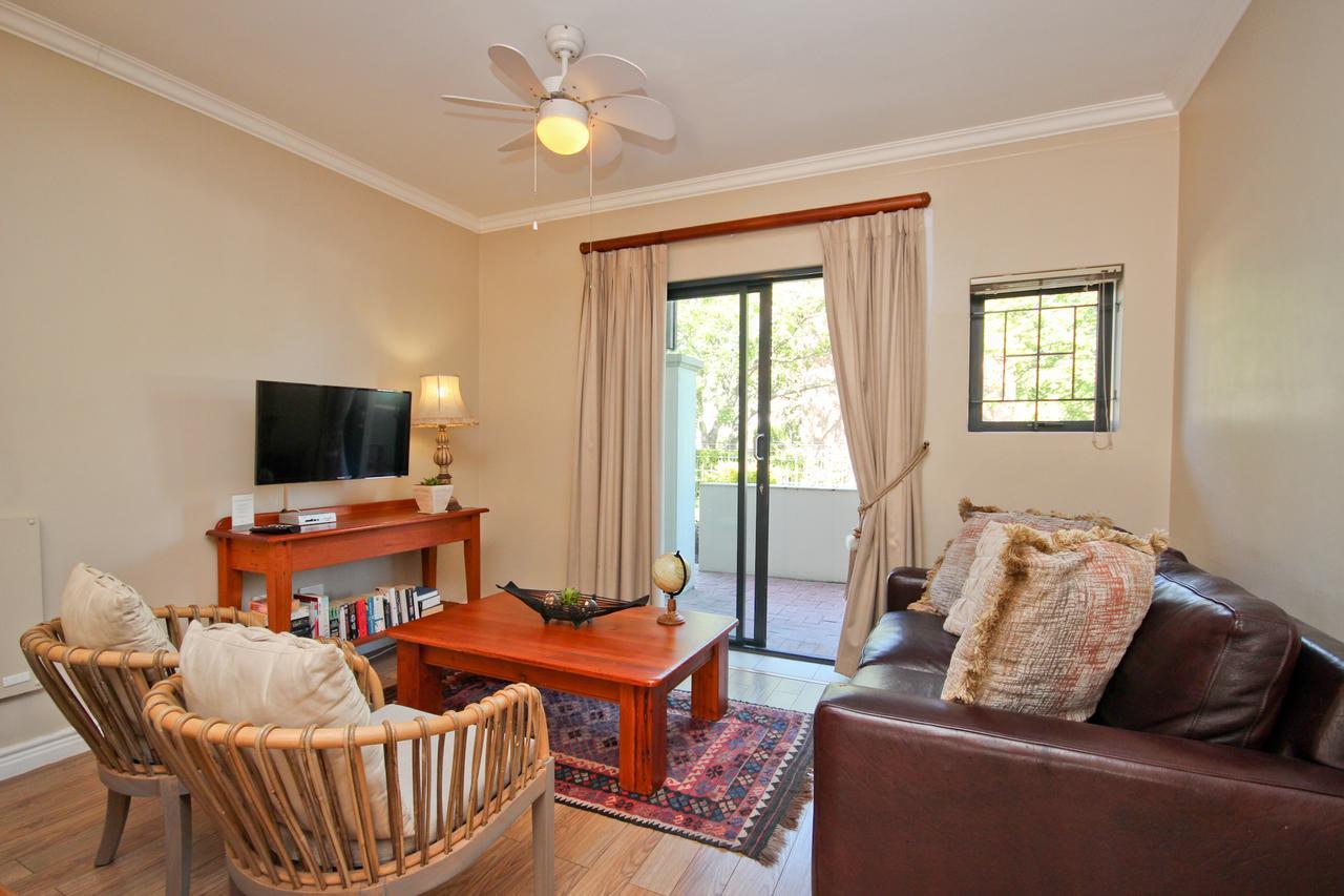 Vilaroux Stellenbosch Dış mekan fotoğraf